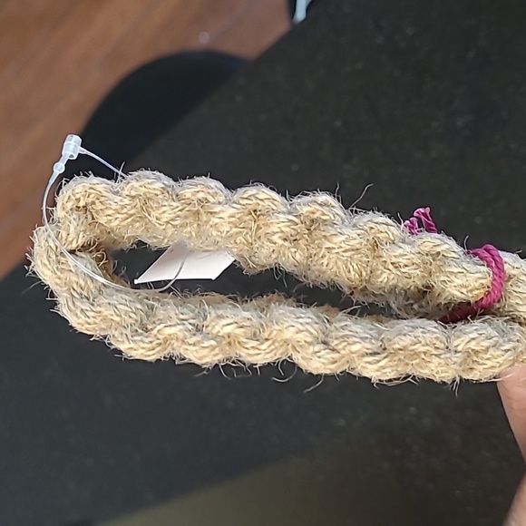 💛❤️Jewel of Mumbai Cow Bell - Picture 6 of 10